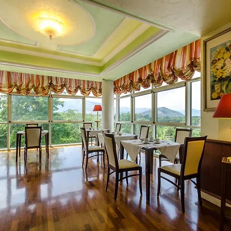 Ovidius 4* 술모나