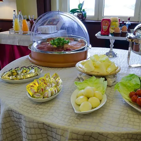 Hotell Ovidius 4*